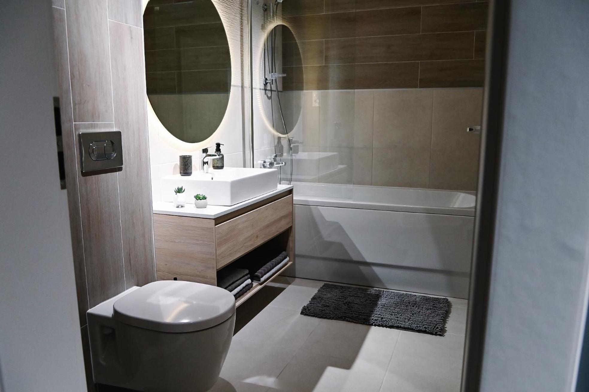 Urban Plaza - Aparthotel Braşov Extérieur photo